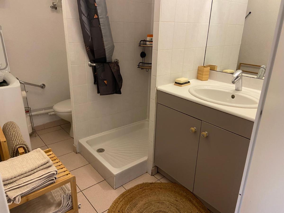 Charmant Appartement Central Terrasse Proche Gare Sete Ngoại thất bức ảnh